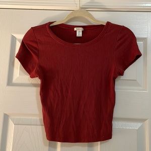 Ribbed crop top. Size L.